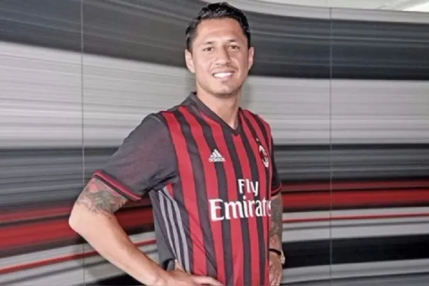 Gianluigi Donnarumma expresa su apoyo a Gianluca Lapadula antes del amistoso entre Perú y Nicaragua