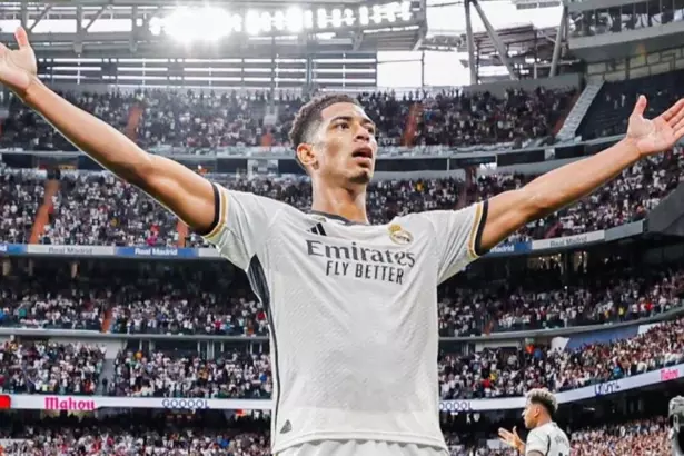 "¡Los actos heroicos de Jude Bellingham encienden el éxtasis del Bernabéu!"