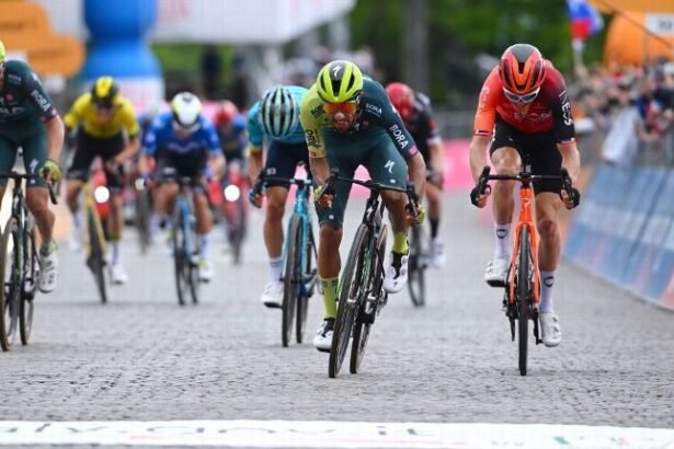 "Colombianos en el Podio del Giro"