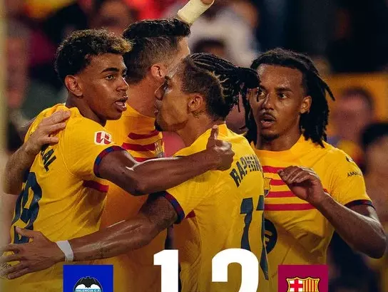 "Barcelona vence a Valencia en Mestalla"