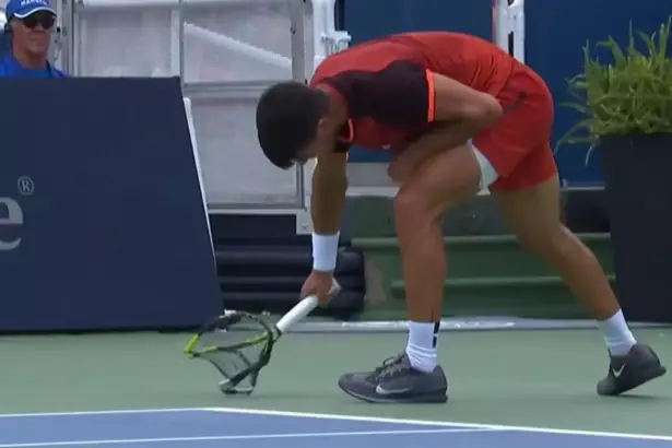 "Alcaraz pierde control en Cincinnati"