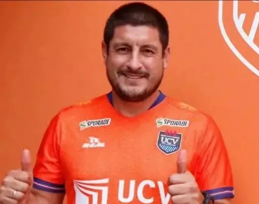 "Luis Hernández Asume DT" Foto