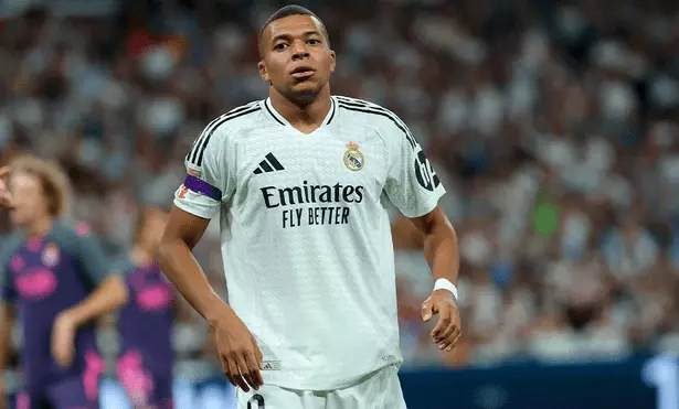 Mbappé, tres semanas de baja por lesión