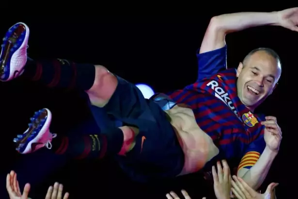 Iniesta, adiós a una leyenda viva