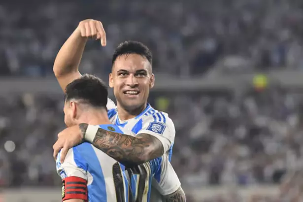 Messi y Lautaro: dupla imparable en Bolivia