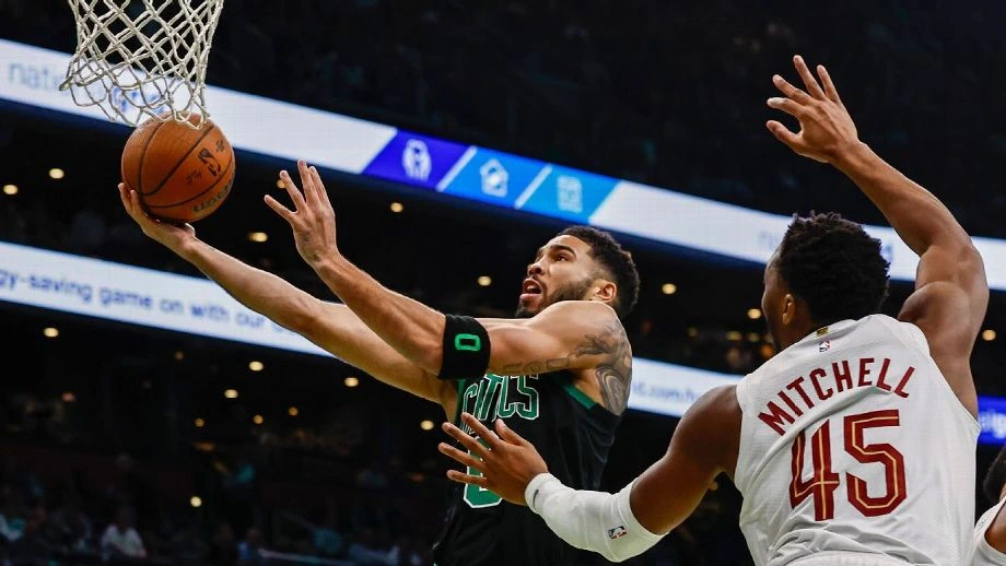 Los Cavs Caen Tras 15 Triunfos