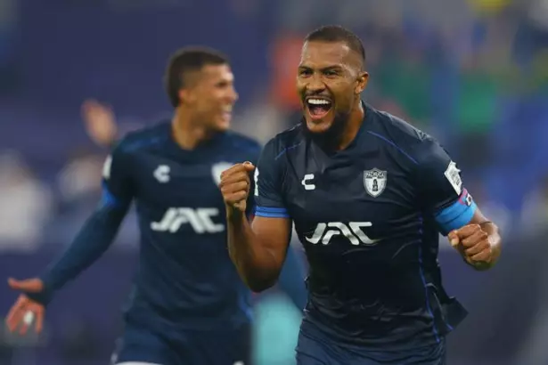 "Rondón cierra una victoria histórica"