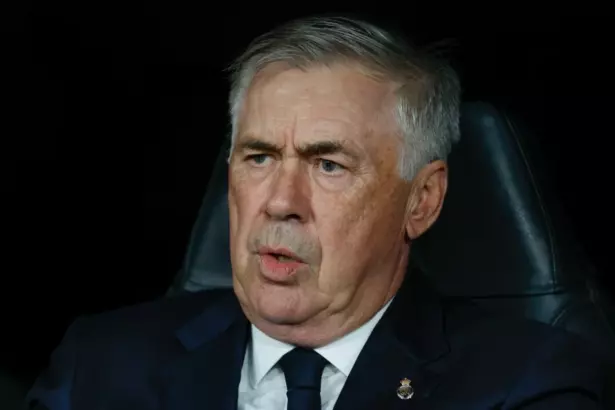 "Ancelotti: Entre la Gloria y la Despedida"