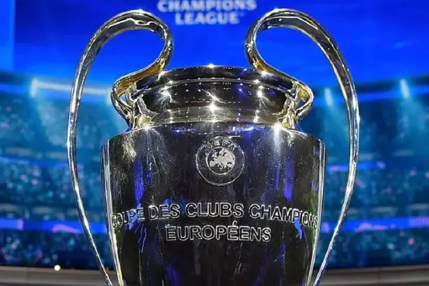 Barcelona y Liverpool, líderes indiscutibles del nuevo formato
