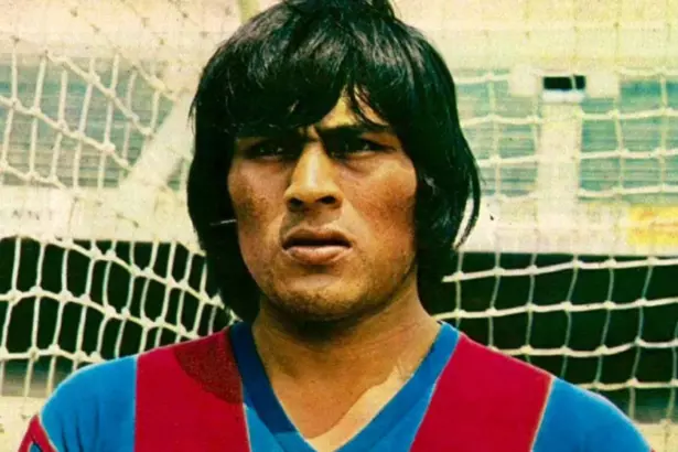 "Emotivo homenaje al Cholo antes del partido"