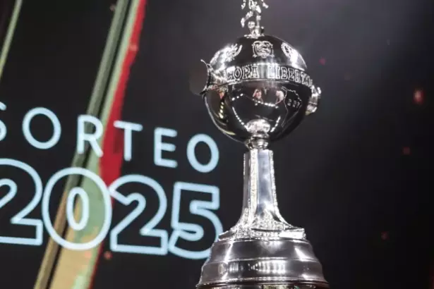 Universitario, Alianza y Cristal buscan la gloria