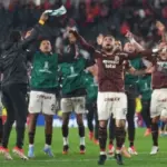 ¡8 Gigantes al Acecho! Universitario Revela Sus Potenciales Rivales y 5 Estrategias Poderosas para Dominar los Octavos de Libertadores