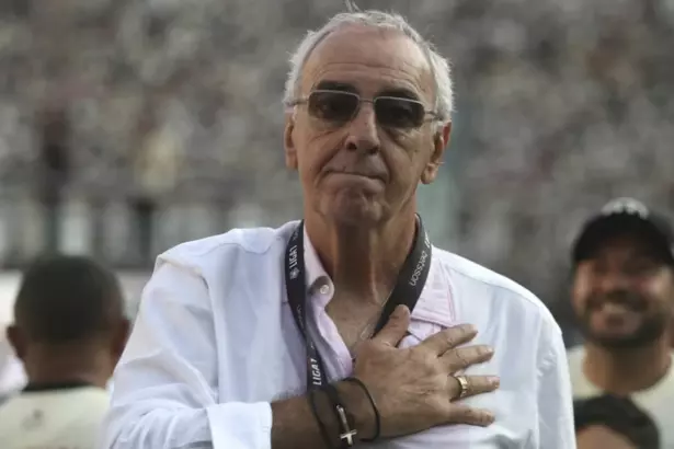 Fossati sale ileso tras fuerte accidente