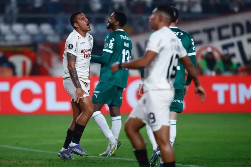 Palmeiras humilla a Universitario en Lima